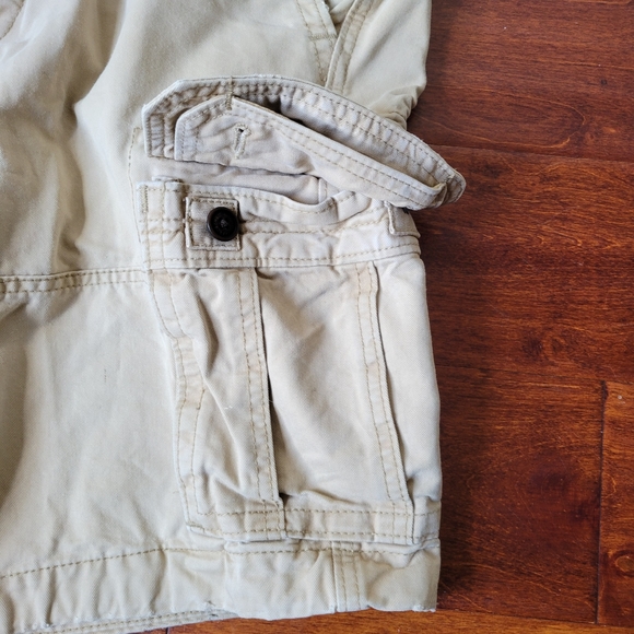 Abercrombie & Fitch Khaki Cargo Shorts Button Fly Distressed - Picture 9 of 13